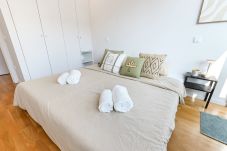 Apartment in Porto - Constituição 1386