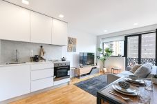 Apartment in Porto - Constituição 1386